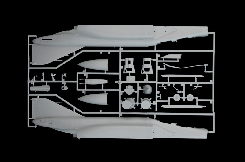 2770 - F-4E PHANTOM II - Imagem 5