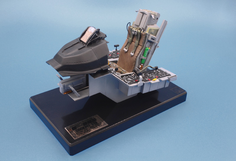 2990 - F-16 Cockpit - Imagem 12