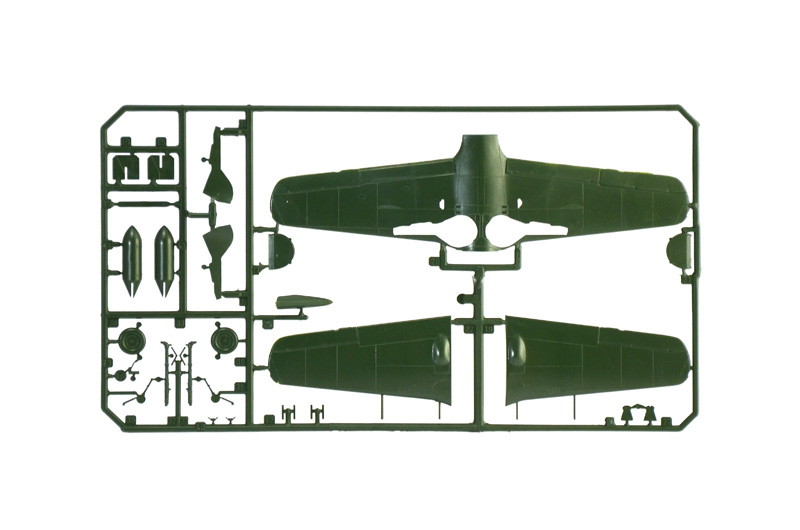 35101 -WAR THUNDER - BF 109 F-4 & FW 190 D-9 (1 : 72) - Imagem 7