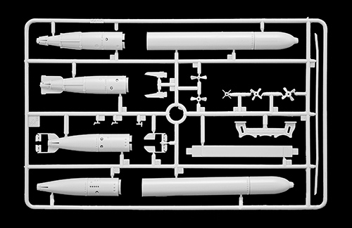 5609 - U-BOOT BIBER MIDGET SUBMARINE - Imagem 8